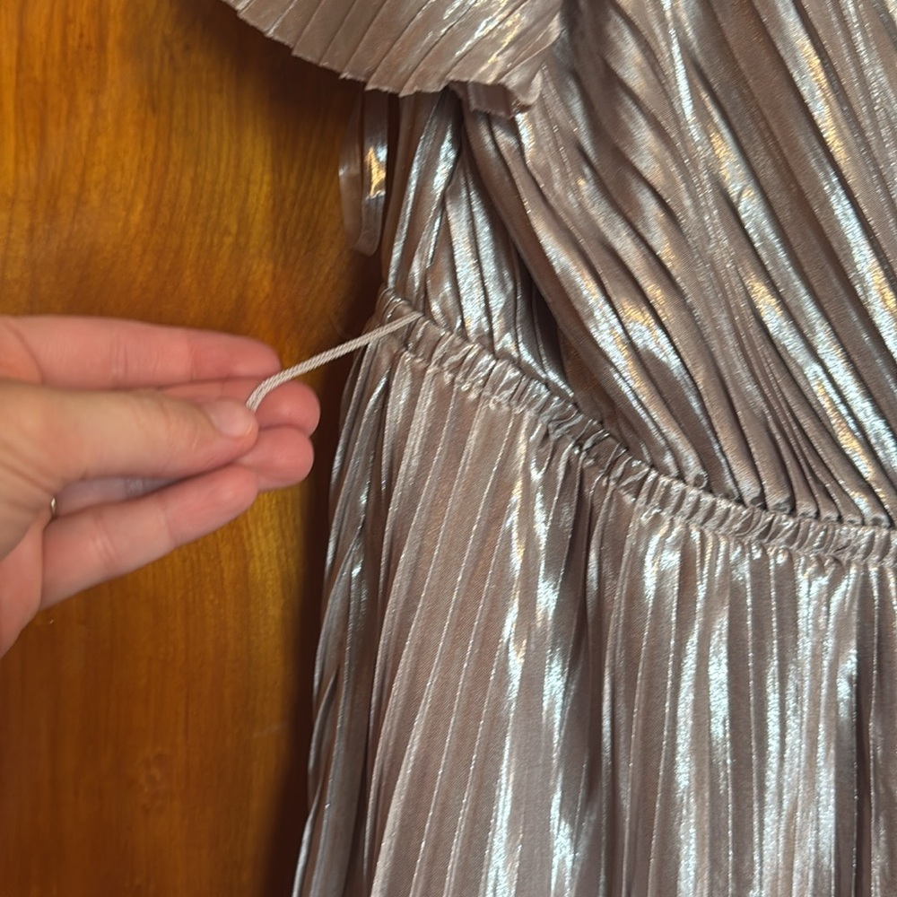 Dress Top - Picture 2 of 4